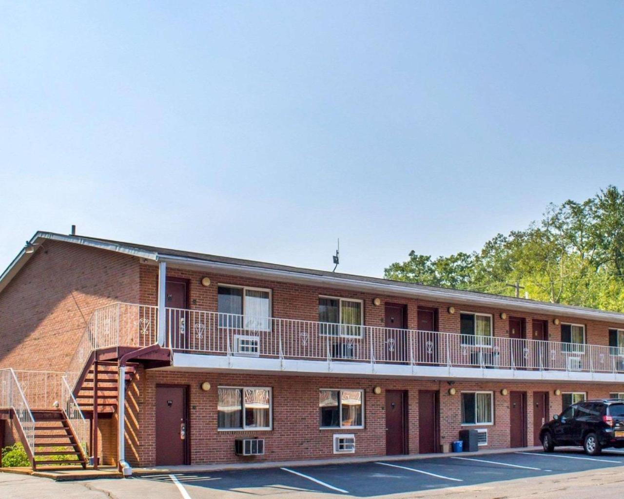Hotel Econo